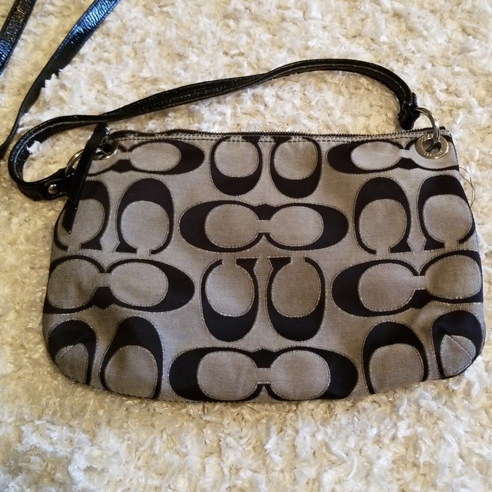 Purse - Picture 3 of 3